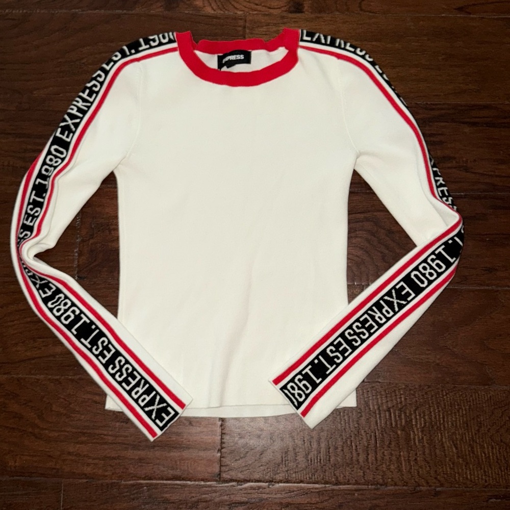 New Express Women’s Sweater size XS